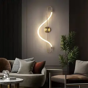 Beste Kwaliteit Led Design Decoratieve Metalen Pijp Wandklok Voor Home Decor Digitale Luxe Home Living Decor Wandklok