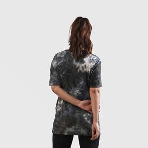 T-shirt de gymnastique bleu Shibori - Product Image 2