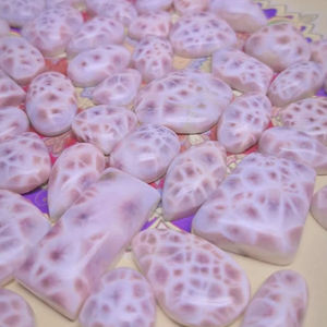 AAA Thomsonite Stone Natural Thomsonite Cabochon Pink Thomsonite Piedra preciosa suelta Hermosa Piedra Rosa Mayorista Proveedor Gemas - Product Image 1