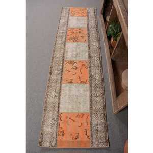 Alfombra turca vintage de 2,2x7,8 pies de retazos, naranja, gris, hecha a mano, área grande, rectángulo, pasillo, lana, poliéster, látex, alfombra para habitación - Product Image 1