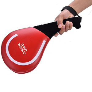 Cibles de frappe durables et écologiques en PVC et cuir pour l'entraînement de Taekwondo, Karaté, MMA, de coups de pied et de frappes - Product Image 1