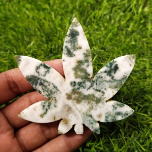 Exclusive Handcrafted ธรรมชาติต้นไม้อาเกตโลตัสแกะสลักสำหรับการตกแต่งและบรรลุความสมดุลในชีวิตเป็นความท้าทายในชีวิตประจำวัน - Product Image 1