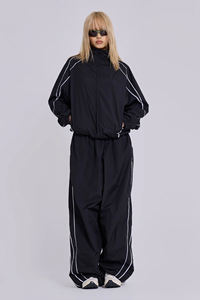 Conjunto Deportivo de Invierno para Mujer, Estilo Urbano, Corte Holgado, Franja Lateral, Tejido de Poliéster de Secado Rápido, Cuello Alto - Product Image 2