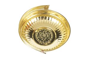 ตะกร้าดอกไม้ทองเหลืองทำมือสำหรับพิธีกรรมและบูชา ตะกร้าดอกไม้ทองเหลืองทรงกลมสำหรับตกแต่งบ้านและวัด - Product Image 5