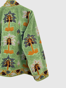 Veste en velours brodée de fleurs, col mandarin, manches longues, grande taille, vêtements d'automne pour femmes - Product Image 3