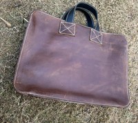 Vente en gros de sacoche pour ordinateur portable en cuir véritable vintage de haute qualité, fermeture à glissière, unisexe, écologique, confortable, 14 pouces