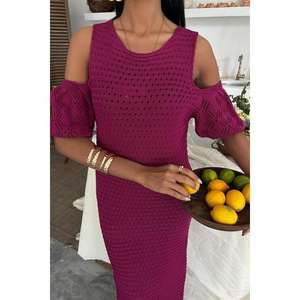 Vestido de punto transpirable 2862 con detalle en los hombros y falda con borlas, cintura natural - Product Image 2