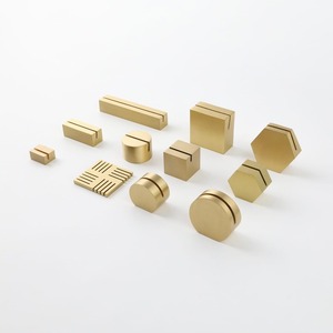 High-End Brass Elegant Office Organizer Business Card & Note Holder Metal Desk Accessory Picture Card <b>Display</b> <b>Table</b> Sign Stand - Product Image 3