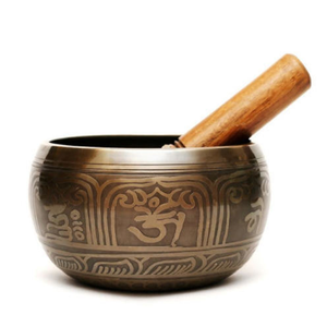 Bol chantant indien tibétain en laiton martelé à la main pour méditation Yoga et thérapies de guérison par le son Attaquant en bois époustouflant - Product Image 2