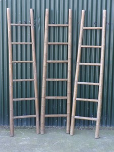 Échelle artisanale en bambou écologique – Solution de rangement économique pour la maison - Product Image 6