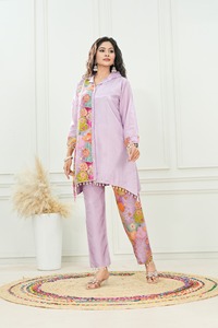 ชุดผ้าไหมยืดได้สำหรับผู้หญิงชุดผ้าไหมแบบสองข้างสำหรับงานเย็บปักถักร้อยแบบอินเดียความต้องการสูงใหม่ล่าสุด2024 - Product Image 4