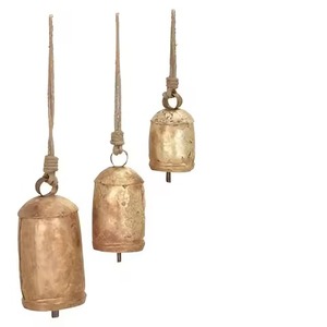 Ornement de cloche en métal de la saison des vacances pour la décoration de style balancelle d'arbre avec ambiance vintage pour les accents de maison - Product Image 4