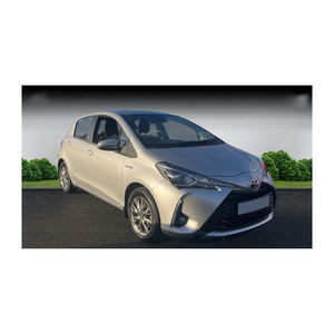 Autos Usados SUV con Tracción Trasera en Venta, Volante a la Izquierda, Interior Oscuro, Llantas R16, Asientos de Tela para Yaris Sedán - Product Image 3