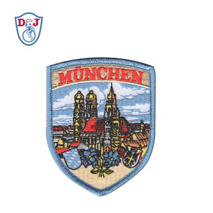 Parches bordados directos de fábrica para chaquetas - Product Image 1