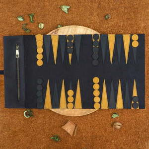 MORGANS INDUSTRIES Jeu de backgammon en cuir pliable et écologique avec pions jaunes et noirs pour les jeux en famille - Product Image 3