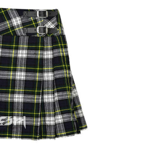 Kilt traditionnel en tartan pour hommes noirs et blancs Scottish Highland Wear | Kilts à carreaux personnalisés avec boucles réglables OEM disponible - Product Image 3