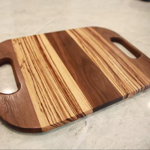 Planche à découper et plateau de service en bois Forme rectangulaire durable 12mm d'épaisseur Passe au lave-vaisselle - Product Image 1