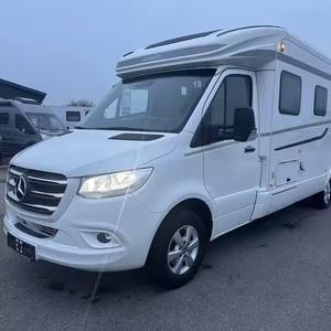 Remolque de Lujo 4x4 Todoterreno para Acampar, Autocaravana con Baño, Refrigerador, 4-6 Asientos, Caravana, Vehículo Utilitario - Product Image 2