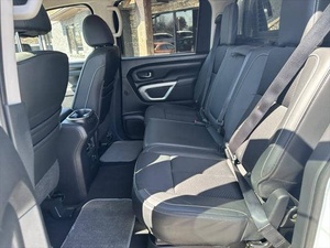 ใช้ไปแล้ว2017 4X Nissan titann Pro - Product Image 2