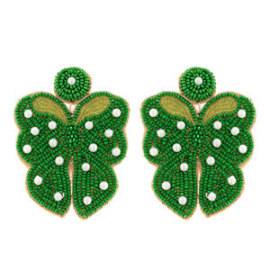 Boucles d'oreilles de festival complexes avec broderie perlée et 100% perles de verre parfaites pour les femmes qui apprécient l'artisanat fin - Product Image 6