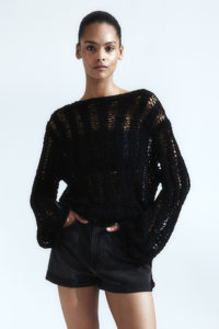 Pantalones cortos de mezclilla con diseño de logotipo de marca personalizado impreso Vintage Color negro pantalones cortos de mezclilla con bolsillo móvil personalizados para mujer - Product Image 2