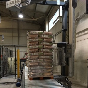 Gran oferta, pellets de madera de pino Natural de biomasa de alta calidad, palo de briquetas de 6mm en bolsa, pellets de madera - Product Image 1