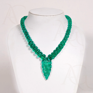 Collier d'émeraudes cultivées en laboratoire Perles à facettes lisses polies vertes Nano Cut Gemstone Strand for Jewelry Making Customisable - Product Image 1