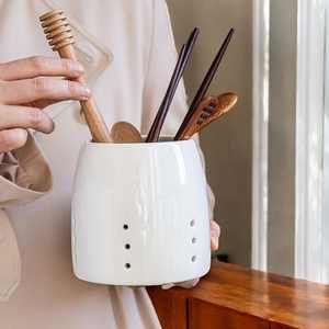 Pot à ustensiles en céramique sur mesure |   Support pour cuillère et spatule de cuisine OEM |   Organisateur d'outils de comptoir - Product Image 5