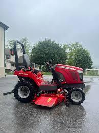 Massey Ferguson GC2400รถตัก4x4 110Hp120Hp เครื่องยนต์เครื่องปรับอากาศ4 WD พร้อมตัวโหลดเดอร์ส่วนหน้า - Product Image 5