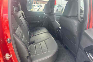 Isuzu D-Max 1.9 TD DL40 4WD Euro IV (s/s) 2024 Usado, 4 Puertas, Volante a la Izquierda, Asientos de Cuero, Cámara Trasera, Pantalla Táctil, 5 Plazas, Xenón - Product Image 2