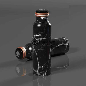 Botella de cobre Ayurvédica que ofrece beneficios para la salud hidratación y elegancia Tradebyd - Product Image 1