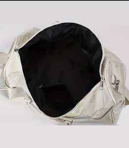 Sac de voyage résistant à l'eau réglable en cuir vintage de luxe personnalisé de grande capacité - Product Image 6