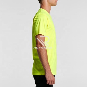 T-shirt de sport pour homme à séchage rapide, impression par sublimation personnalisée, t-shirt unisexe en polyester pour vêtements de sport, design uni avec logo - Product Image 6