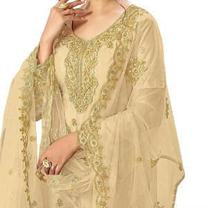 Vestido de fiesta formal tradicional pakistaní bordado pesado de gran venta hecho de tela sedosa para eventos indios - Product Image 5