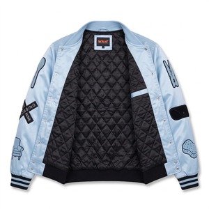 Chaqueta Bomber de Satén Personalizada para Hombre, Azul Hielo y Negro, con Parches de Chenilla Bordados, Logotipo Personalizado OEM, Ropa Urbana - Product Image 3