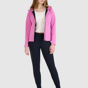 เสื้อแจ็คเก็ตผ้านิ่มสำหรับผู้หญิงเสื้อแจ็คเก็ตระบายอากาศได้ดีสไตล์บริการ OEM สำหรับฤดูหนาว - Product Image 2