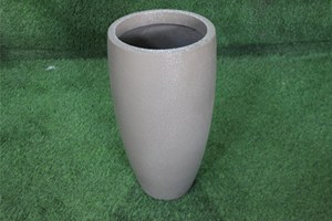 Maceta Clásica Moderna KNT Creations, Textura Rugosa, para Jardín Interior y Exterior, Fibra de Vidrio, Tallada a Mano, Duradera - Product Image 4