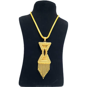 Nouveau Coffret Pendentif Femme Plaqué Or 24 Carats Dubaï, Haute Gamme, Avec Bracelet, Bague et Boucles d'Oreilles – Offre Directe Usine, Article Tendance - Product Image 2