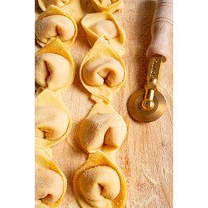 ล้อตัดพาสต้ามืออาชีพเรียบทนทานทองเหลืองและไม้ธรรมชาติ-มาร์โค - Product Image 4