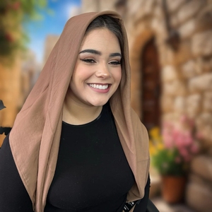 Premium Israeli <b>Scarf</b> Fabric with White Labeling Service for Bulk Orders, and Custom Branding Solutions Tailored to Your Needs - Product Image 4