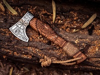 Hache viking rustique de qualité industrielle forgée à la main, manche en bois de frêne, acier à haute teneur en carbone, tête barbue, 12 pouces, garantie de 3 ans, médiévale
