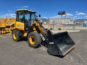 2024 Chargeur compact JCB 407 avec moteur diesel Perkins Composants hydrauliques KYB Composants de base inclus - Product Image 4