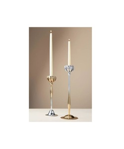 Bougeoir en métal forgé fait à la main avec une texture unique et un design personnalisé pour des thèmes rustiques ou gothiques - Product Image 5