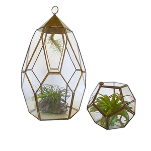 Indoor Decoration Metal And Glass Terrarium Tabletop Triangle Shape Flower <b>Vase</b> Container Decorative Glass Terrarium - Product Image 3