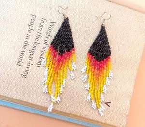 Pendientes Bordados Personalizados con Múltiples Cuentas, Joyería Festiva para Mujer al Mejor Precio, Pendientes con Cuentas Hechos en India - Product Image 3