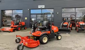 Petit tracteur à gazon électrique 15Hp 4WD Zero Turn avec moteur 125cc 2 temps pour le jardin domestique - Product Image 5