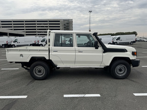 Toyota Pickup 2024 USADO, Nuevo Modelo Land Cruiser 79 Doble Cabina 4x4 4.2L - Product Image 2