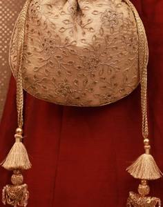 Bolso Potli para Fiesta Nupcial, Bolso Tradicional Indio Bordado a Mano para Mujer, Moda al por Mayor - Product Image 3