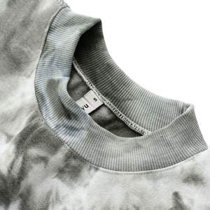 Custom logo <b>Women's</b> <b>long</b> Sleeves Cropped <b>Sweatshirt</b> <b>Women</b> <b>for</b> sale New Arrival Embossed Crop Top <b>sweatshirts</b> <b>Women</b> - Product Image 2