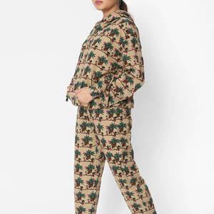 Survêtement de sublimation de haute qualité pour les femmes Active Wear respirant séchage rapide prix abordable survêtement de sublimation pour les femmes - Product Image 4